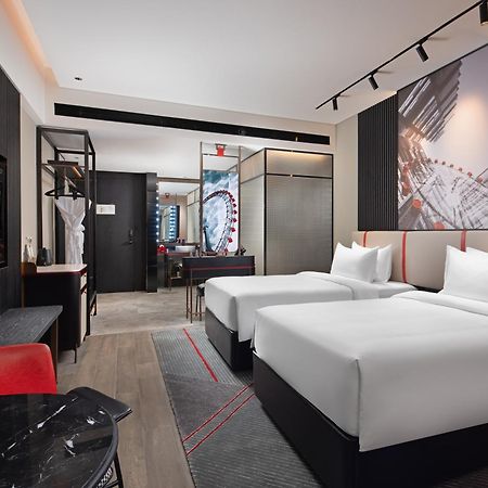 Radisson Red Hotel Zhuhai Gongbei Port Esterno foto