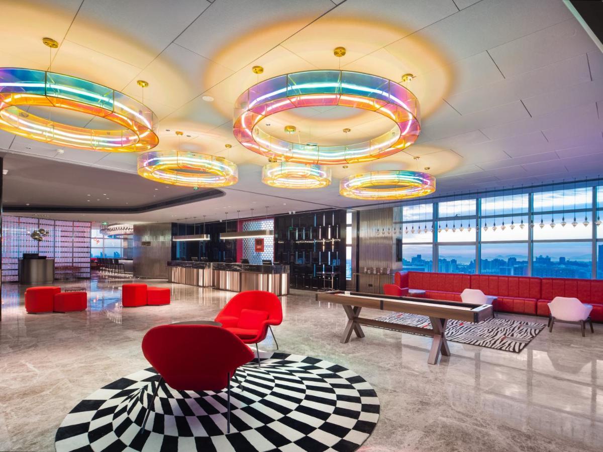 Radisson Red Hotel Zhuhai Gongbei Port Esterno foto