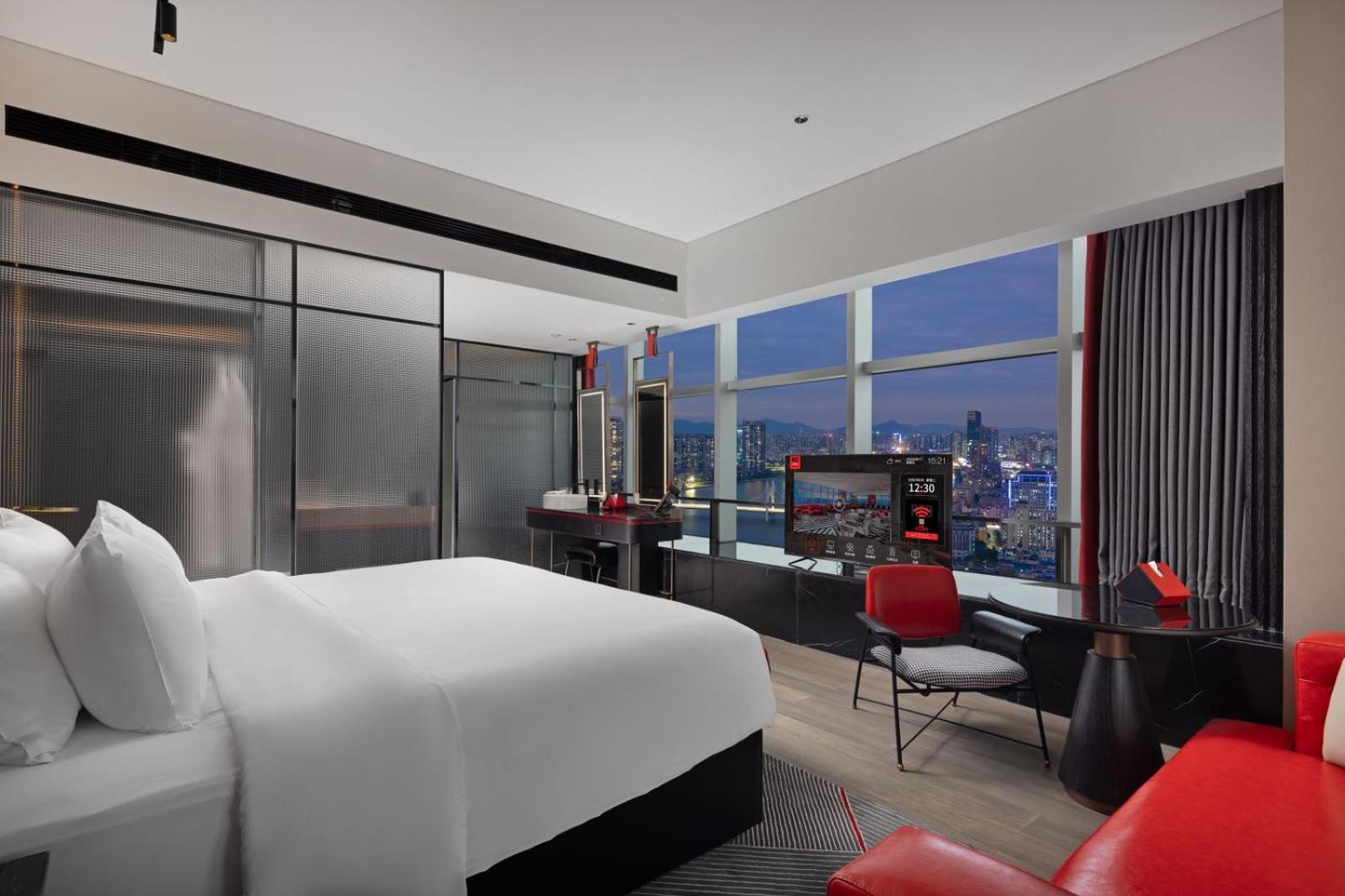 Radisson Red Hotel Zhuhai Gongbei Port Esterno foto